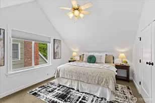 1020 NE 100th St, Seattle, WA 98125 - Photo 18