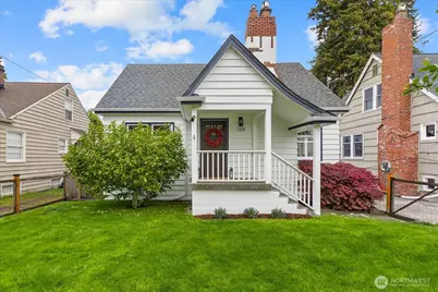 1020 NE 100th Street, Seattle, WA 98125 - Photo 1