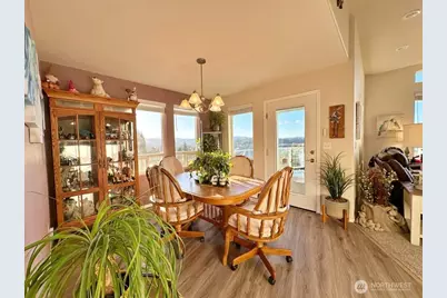 148 Pleasant Hill Drive, Silver Creek, WA 98585 - Photo 18