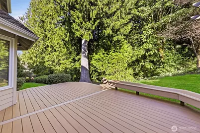 5570 176th Place SE, Bellevue, WA 98006 - Photo 32