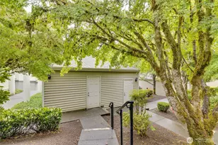 2300 Jefferson Ave NE, Renton, WA 98056 - Photo 4
