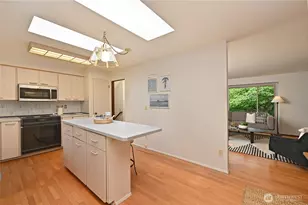 3809 NE 86th St, Seattle, WA 98115 - Photo 12