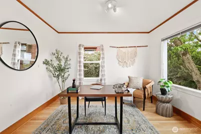 6716 37th Avenue SW, Seattle, WA 98126 - Photo 4