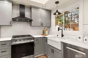 627 166th Ave NE, Bellevue, WA 98008 - Photo 10