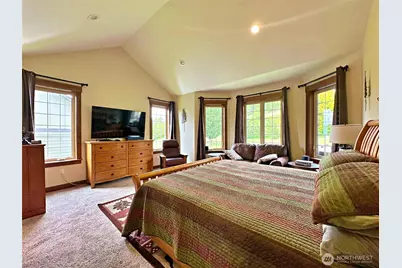 104 Hummingbird Lane, Silver Creek, WA 98585 - Photo 2