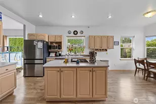 20303 Gardner Ct, Burlington, WA 98233 - Photo 12