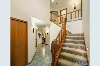 825 204th Drive SE, Snohomish, WA 98290 - Photo 4