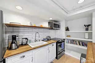 2107 N 63rd St, Seattle, WA 98103 - Photo 14