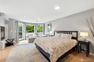2107 N 63rd St, Seattle, WA 98103 - Photo 4