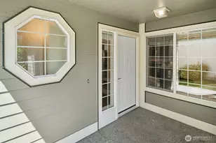 8830 Wallingford Ln NE, Lacey, WA 98516 - Photo 4