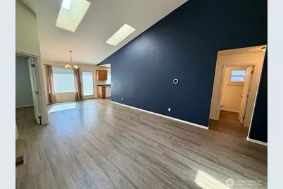 913 S 90th Avenue #2, Yakima, WA 98908 - Photo 2