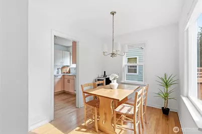 3444 34th Avenue W, Seattle, WA 98199 - Photo 6