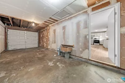 908 139th St E, Tacoma, WA 98445 - Photo 14