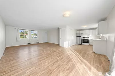 908 139th St E, Tacoma, WA 98445 - Photo 4