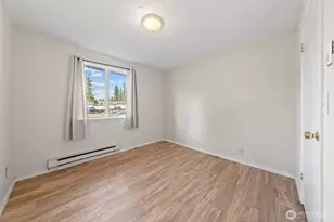 908 139th St E, Tacoma, WA 98445 - Photo 8