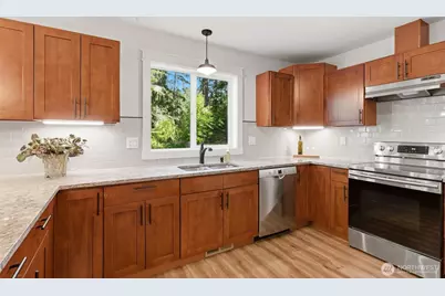 8645 Evergreen Drive NE, Olympia, WA 98506 - Photo 12