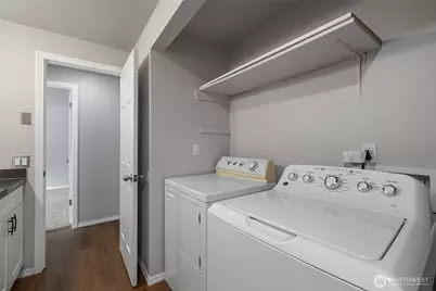 10214 13th Avenue Ct E #E, Tacoma, WA 98445 - Photo 14