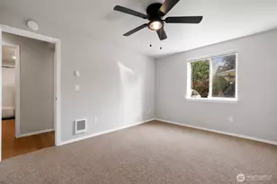 10214 13th Ave Ct E, Tacoma, WA 98445 - Photo 12