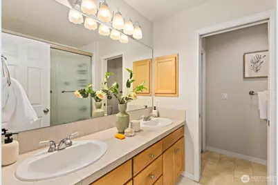 1239 216th Avenue NE, Sammamish, WA 98074 - Photo 32