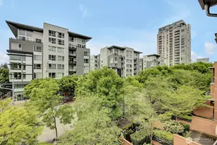 10610 NE 9th Pl, Bellevue, WA 98004 - Photo 20