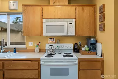 4632 Parker Road E, Sumner, WA 98390 - Photo 12
