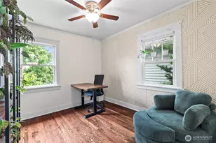 731 N 80th St, Seattle, WA 98103 - Photo 24