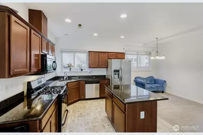 1328 E 51st St, Tacoma, WA 98404 - Photo 10