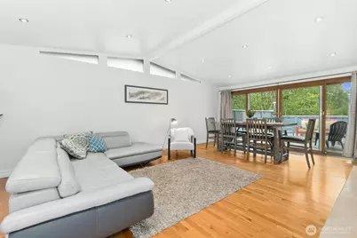 4924 Wilmington Avenue, Everett, WA 98203 - Photo 2