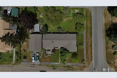 402 W Maple Street, Sequim, WA 98382 - Photo 2