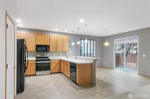 27824 242nd Pl SE, Maple Valley, WA 98038 - Photo 6