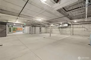 3817 C Fremont Ave N, Seattle, WA 98103 - Photo 32