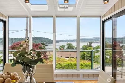 10468 Forest Avenue S, Seattle, WA 98178 - Photo 12