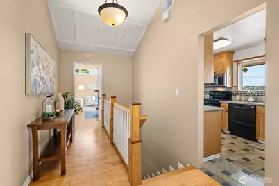 10468 Forest Avenue S, Seattle, WA 98178 - Photo 26