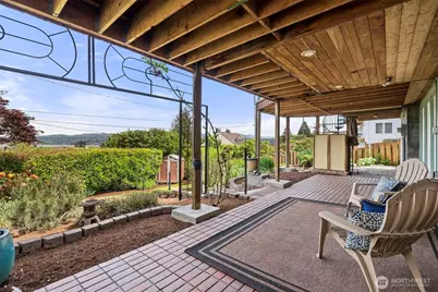10468 Forest Avenue S, Seattle, WA 98178 - Photo 36