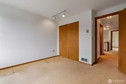 4701 Osprey Drive NE, Tacoma, WA 98422 - Photo 18