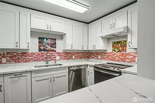 13616 NE 7th St, Bellevue, WA 98005 - Photo 6