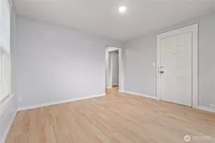 3310 6th Ave, Tacoma, WA 98406 - Photo 8