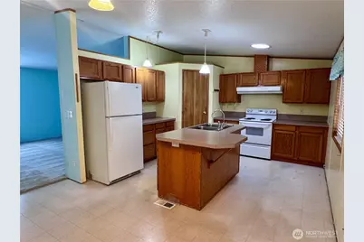 57 Heritage Boulevard, Longview, WA 98632 - Photo 8