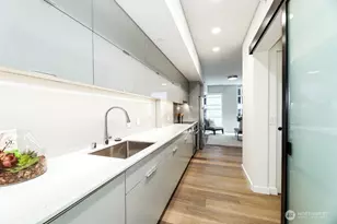 450 South Main St, Seattle, WA 98104 - Photo 8