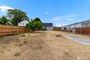 811 Cascade St, Wenatchee, WA 98801 - Photo 24