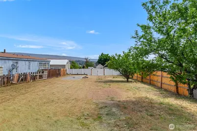 811 Cascade Street, Wenatchee, WA 98801 - Photo 20