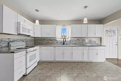 811 Cascade Street, Wenatchee, WA 98801 - Photo 8