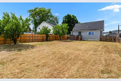 811 Cascade Street, Wenatchee, WA 98801 - Photo 26