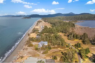 38 A Surfcrest Drive, Oak Harbor, WA 98277 - Photo 1