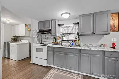 7404 187th Street Ct E #43, Puyallup, WA 98375 - Photo 2