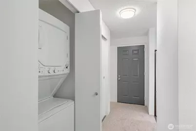 9416 1st Avenue NE #111, Seattle, WA 98115 - Photo 10