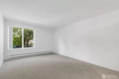 9416 1st Avenue NE #111, Seattle, WA 98115 - Photo 18