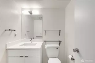 9416 1st Ave NE, Seattle, WA 98115 - Photo 24