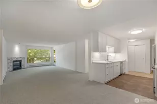 9416 1st Ave NE, Seattle, WA 98115 - Photo 12