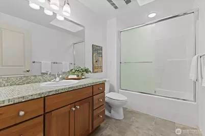 1555 Wildwood Boulevard SW, Issaquah, WA 98027 - Photo 22